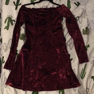 off-the-shoulder long sleeve velvet dress